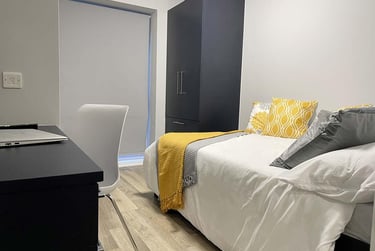 Premium Studio at Mansion Place, 2 Boston Street, City Centre, Nottingham, NG11BG - Image 1