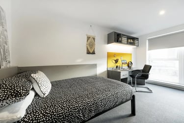 Gold Ensuite at Pine Mill, Beevor Street, University Of Lincoln, Lincoln, LN67DJ - Image 2