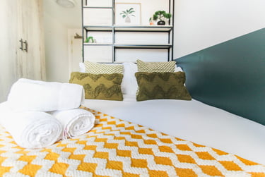 Ensuite at The Nest, 3-7 Marble Street, Clarendon Park, Leicester, LE15XD - Image 2