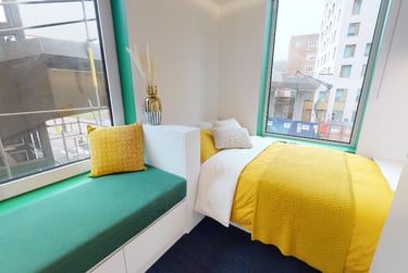 iQ Brighton Student Halls, 7 The Furlong, Coombe Road, Brighton, BN2 4FR - Image 2