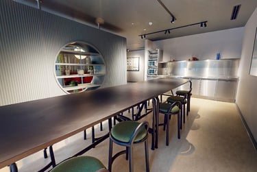 Gold En Suite at iQ City, 11 Bastwick Street, Finsbury, London, EC1V3PE - Image 3