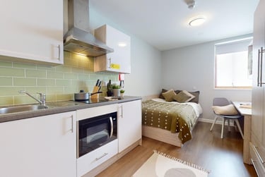 iQ Kingston Student Halls, 15 Wood Street, City Centre, Kingston, KT1 1TY - Image 4