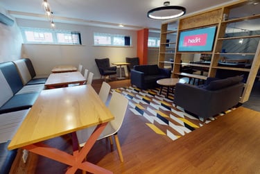 Silver En Suite at iQ Kopa, 130 Moor Lane, City Centre, Preston, PR11LR - Image 2