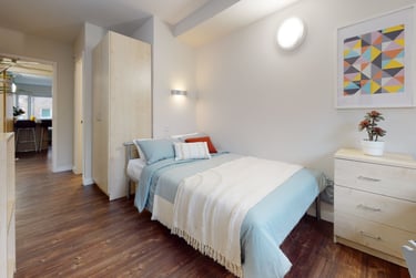 iQ Aspley House Student Halls, Firth Street, City Centre, Huddersfield, HD1 3BN - Image 2