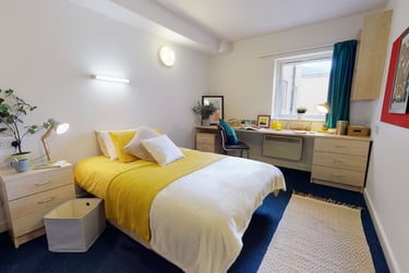 iQ Aspley House Student Halls, Firth Street, City Centre, Huddersfield, HD1 3BN - Image 3