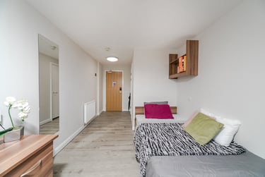 Loddon House Student Halls, Loddon House, Regis Park Road, Earley, Reading, RG6 7AJ - Image 9