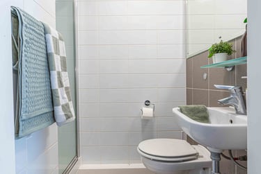 iQ Sterling Court Student Halls, 6 Lakeside Way, Wembley, London, HA9 0BU - Image 7