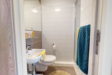 iQ Sterling Court Student Halls, 6 Lakeside Way, Wembley, London, HA9 0BU - Image 6