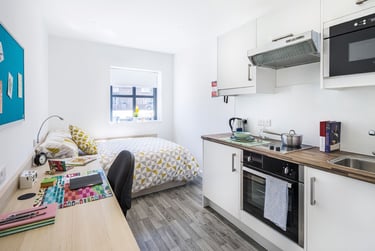 Castle Hill Student Halls, 3 Histon Rd, City Centre, Cambridge, CB4 3BF - Image 1