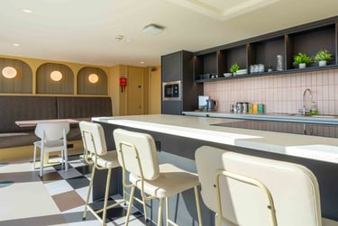 iQ Aldgate Student Halls, 60 Commercial Road, Aldgate, London, E1 1LP - Image 8