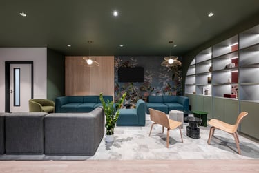 Gold En Suite at Dunaskin Mill, 5 Dunaskin Court, West End, Glasgow, G116QJ - Image 12