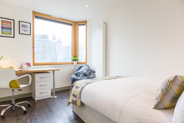 Aldgate Student Halls, 1-2 Education Sqaure, White Chapel, London, E1 1FA - Image 2