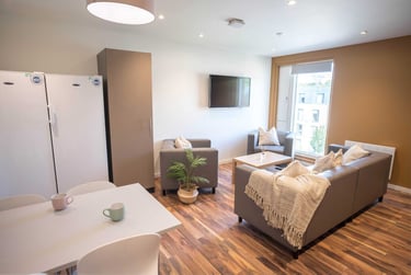 Hox Park Student Halls, Hox Park Drive, Englefield Green, Egham, TW20 0GP - Image 7