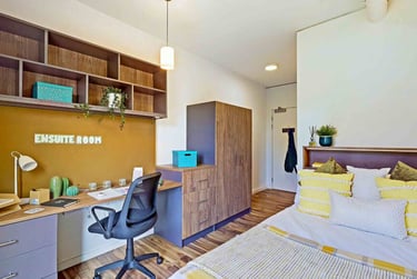 Hox Park Student Halls, Hox Park Drive, Englefield Green, Egham, TW20 0GP - Image 4