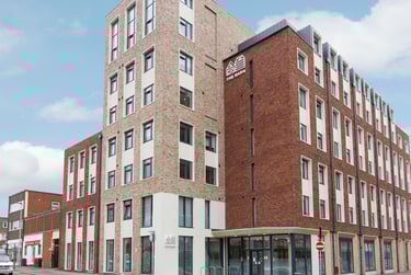 Silver Deluxe Studio at The Barn, Bampfylde Street, Newtown, Exeter, EX12FQ - Image 6