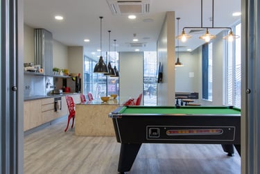 Silver Deluxe Studio at The Barn, Bampfylde Street, Newtown, Exeter, EX12FQ - Image 2