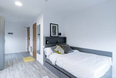 Oldway Centre Student Halls, 39 High Street, City Centre, Swansea, SA1 1LA - Image 4