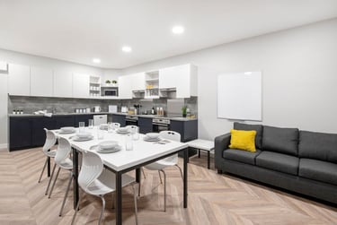 Classic En Suite at Belaton House, 130 Holdenhurst Road, Central, Bournemouth, BH88AW - Image 11