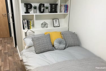 Plymouth Cross House Student Halls, 6 Raleigh Street, City Centre, Plymouth, PL1 1ET - Image 2