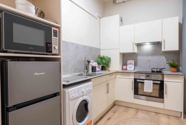 iQ Hollingworth House Student Halls, Fairfield Street, City Centre, Manchester, M1 3GN - Image 8