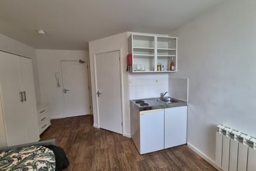 Bracken House Student Halls, 20-28 Cotlands Road, City Centre, Bournemouth, BH1 3BS - Image 3