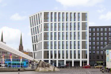 Silver Studio with Wet Room - Single at Millennium View, 21 Hales Street, Coventry, CV11JB - Image 5