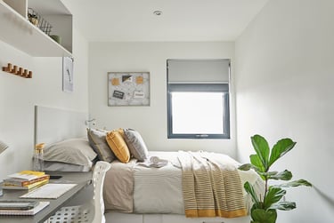 The City Arcade Student Halls, 108 Fore Street, Central, Exeter, EX4 3HY - Image 3