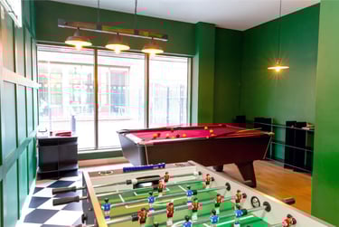 Bankside Student Living Student Halls, Walnut Tree Close, City Centre, Guildford, GU1 4JF - Image 2