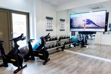 Bankside Student Living Student Halls, Walnut Tree Close, City Centre, Guildford, GU1 4JF - Image 5