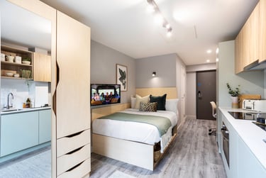 Aster House Student Halls, 45 Botanic Ave, City Centre, Belfast, BT7 1HZ - Image 3