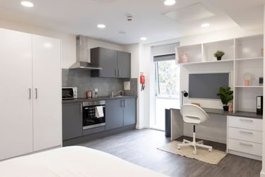 The Cavendish Student Halls, Winnall Close, Winnall, Winchester, SO23 0LG - Image 1