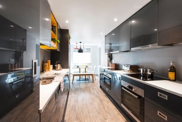 Standard Room - 2 Bed Flat at Therese House, 29- 30 Glasshouse Yard, Barbican, London, EC1A4JN - Image 4