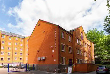 Classic En Suite at Park Court, 50 Park Street, City Centre, Lincoln, LN11UR - Image 11