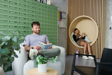 Silver Plus Studio at Ty Nant, 180 High Street, City Centre, Swansea, SA11NE - Image 7