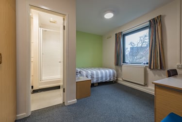 Doris Birdsall Halls Student Halls, Easby Road, City Centre, Bradford, BD7 1QZ - Image 2