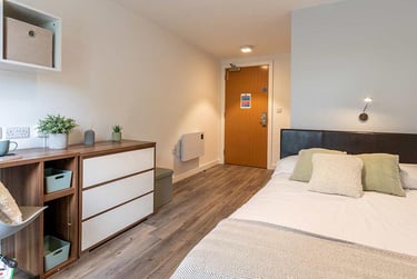 Austin Hall & Asquith House Student Halls, Serbia Road, Woodhouse, Leeds, LS7 1AW - Image 5