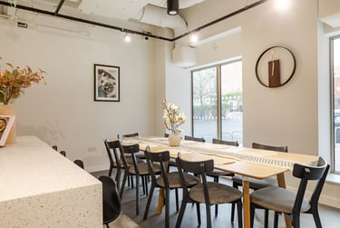 Studio Bronze With Balcony at Exchange Court, 2 West Way, Woodhouse, Leeds, LS14FW - Image 3