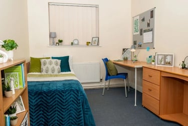 Grange Court & The Ridings Student Halls, 13 St Helens Road, City Centre, Ormskirk, L39 4QJ - Image 6