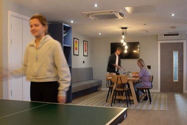 Diamond Studio at Glasgow West End, 31 Gilbert Street, City Centre, Glasgow, G38JY - Image 7