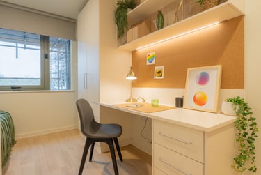 Gold En Suite Plus at iQ Longwood Place, Longwood Close, Earlsdon, Coventry, CV48AE - Image 2