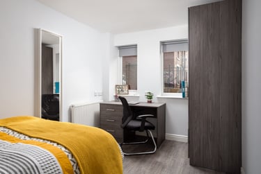 Royal Park Student Halls, 48 Royal Park Road, Hyde Park, Leeds, LS6 1SP - Image 1