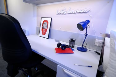 true Nottingham Student Halls, 2 Cowan Street, City Centre, Nottingham, NG1 1BQ - Image 10