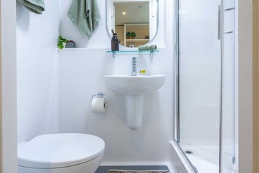 iQ Cullen House Student Halls, 225 Bath Street, City Centre, Glasgow, G2 4GZ - Image 6