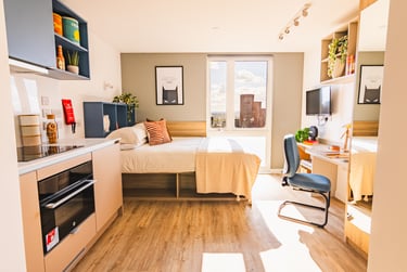 Threadworks Student Halls, 1 Lisbon Street, City Centre, Leeds, LS1 4GG - Image 1