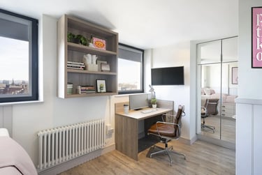 2 Bed En Suite at Canvas The Parade, 35 The Parade, City Centre, Cardiff, CF243AD - Image 5