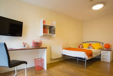 Nottingham Square Student Halls, Russell Street, City Centre, Nottingham, NG7 4FL - Image 2