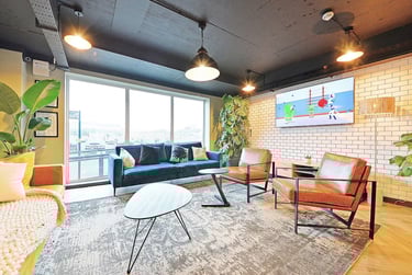 Platinum 2 Bed Apartment at Canalside, Lower Loveday Street, Central, Birmingham, B193SJ - Image 5