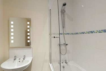 Hutton Halls Student Halls, 16 Hutton Avenue, High Throston, Hartlepool, TS26 9PN - Image 6