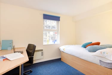 Snowdon Hall Student Halls, Vicarage Hill, Central, Wrexham, LL13 7HN - Image 3