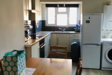 5 bed house, Barrack Road, Heavitree, Exeter, EX25ED - Image 3